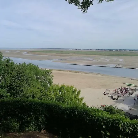 Maison Au Pied De La Vieille Ville A Valery Sur Somme Casa de Férias