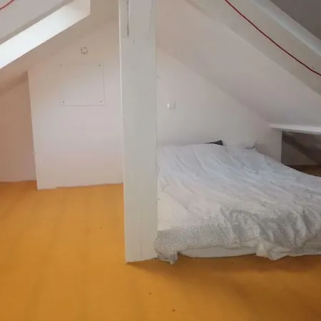 Maison Au Pied De La Vieille Ville A Valery Sur Somme Casa de Férias *